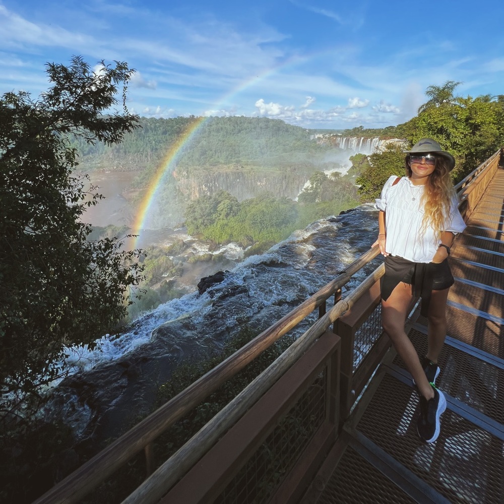 Meet your Posher, Pocha